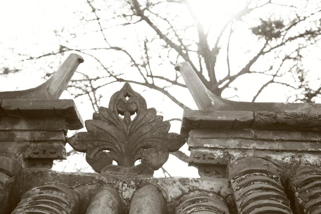 Hostel Sitting On The City Walls Courtyard House Peking Exteriér fotografie